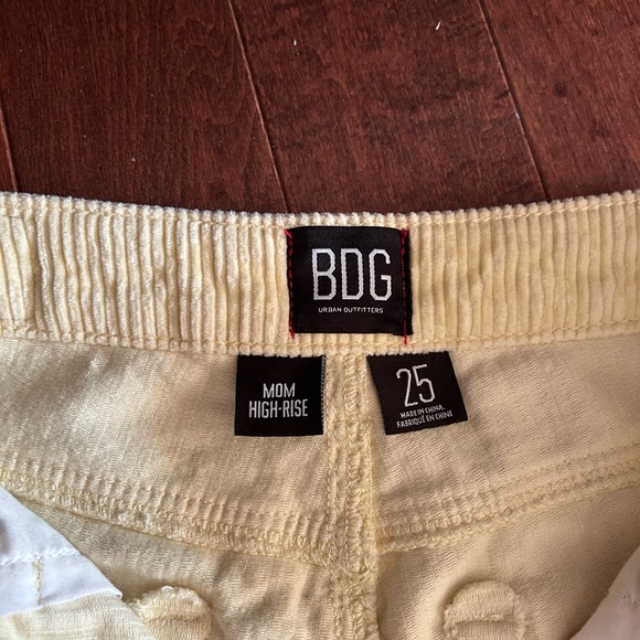 Pale yellow, BDG corduroy pants - Picture 2 of 2
